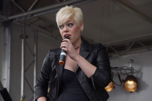 Pink the singer was previously diagnosed with coronavirus