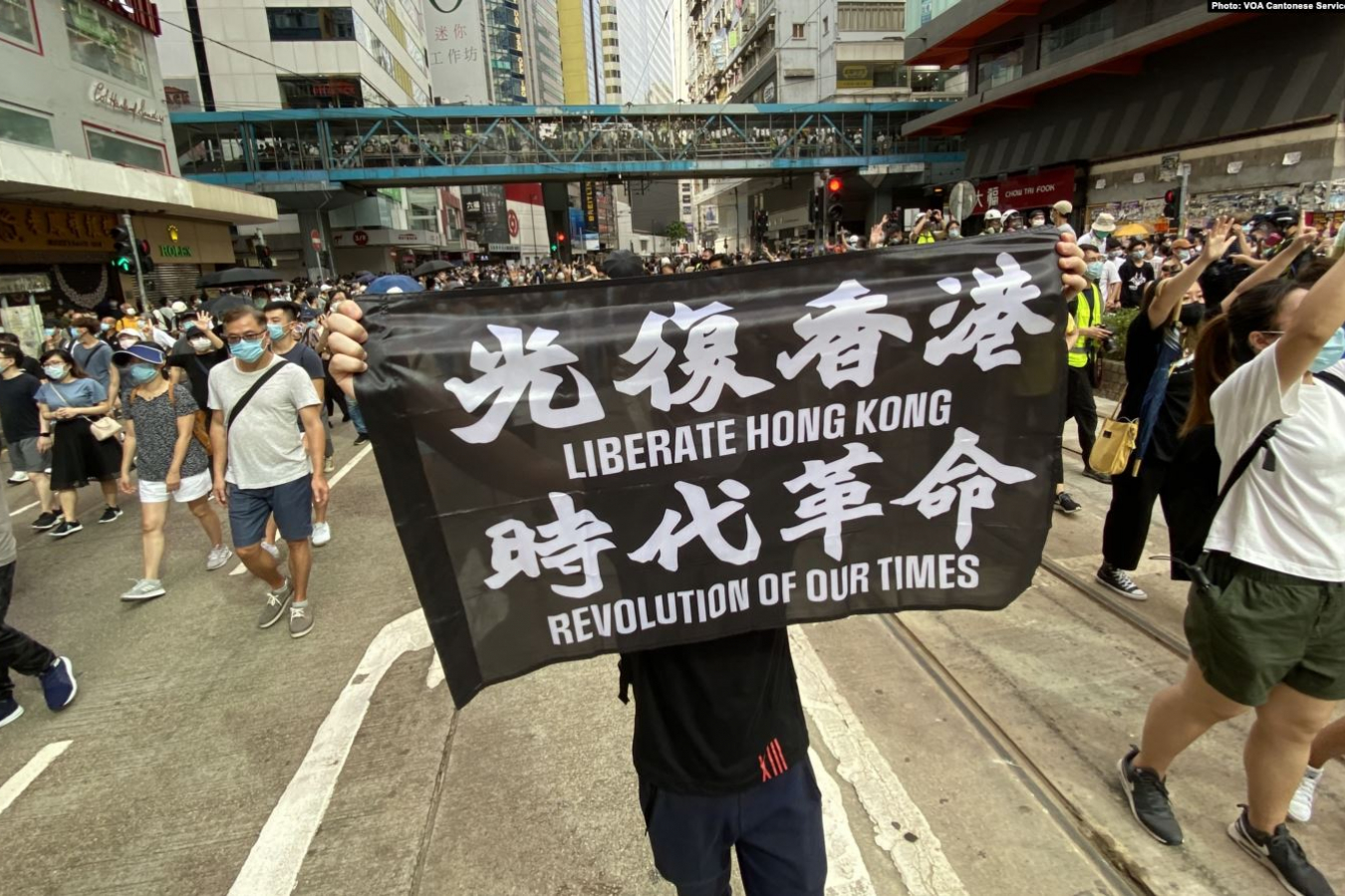 On July 1st, the first day of the implementation of the National Security Law, tens of thousands of Hong Kong people marched.