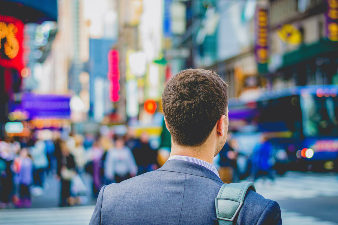 The number of US H1B visa holders has slumped to its lowest in more than 10 years.